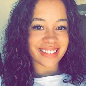 Meet your Posher, Brianna