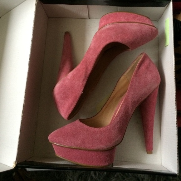 Colin Stuart Pink Pumps - Picture 2 of 2