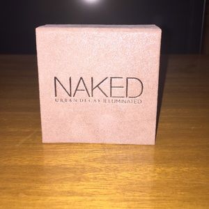 Urban Decay Naked Illuminated Shimmering Powder