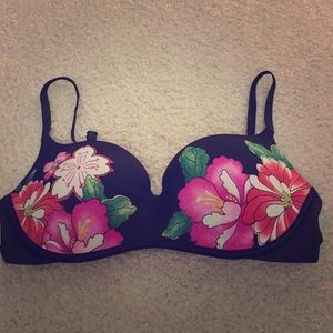 VS push up bra