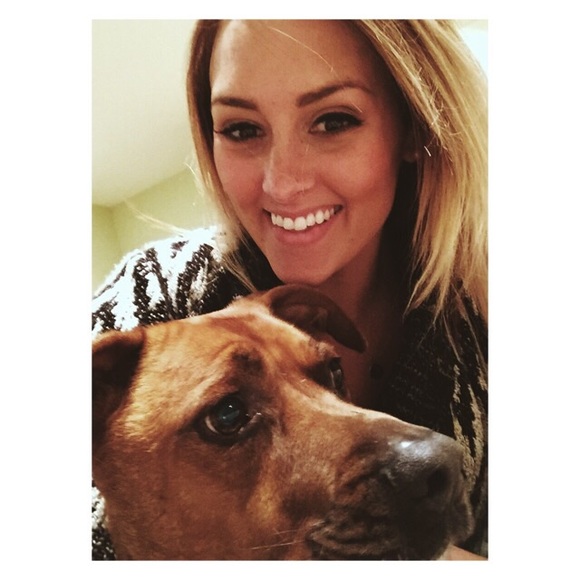 Meet your Poshmark Suggested User, Heather - Picture 2 of 5