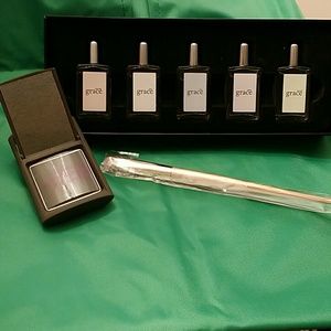 Fill in powder & Philosophy brand sample perfumes