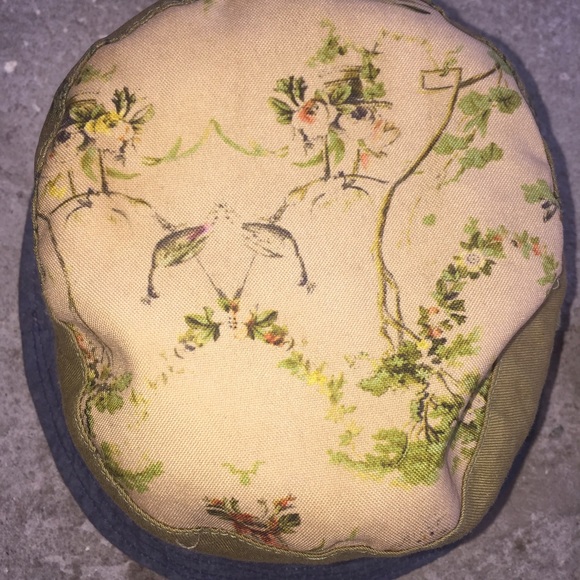 Staples - Picture 4 of 4