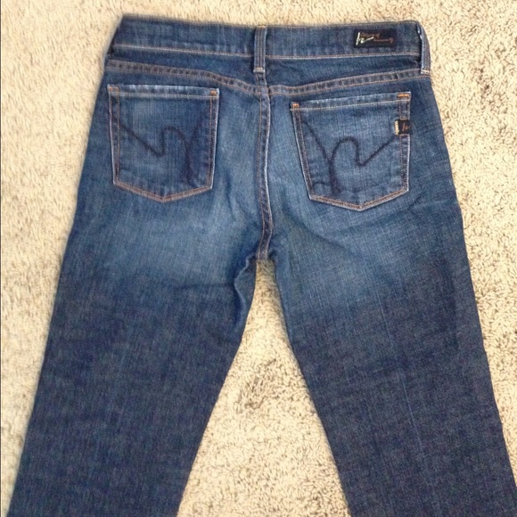 Citizens of humanity cropped denim capris - Picture 2 of 4