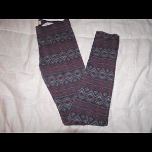 Aztec hollister leggings