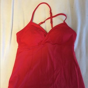 lululemon red tank