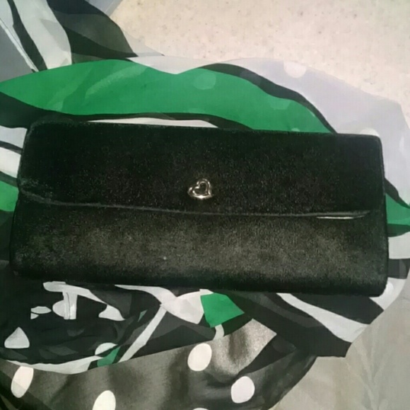 BIG SALE NWOT VELVET VICTORIA'S SECRET CLUTCH