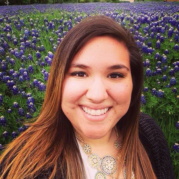 Meet your Posher, Lena