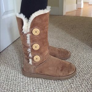 "Bailey Button" Ugg Boots - chestnut