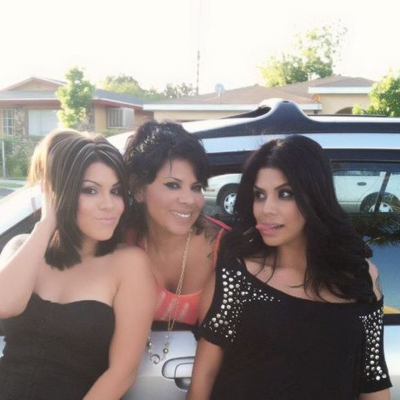 Meet your Posher, Miriam