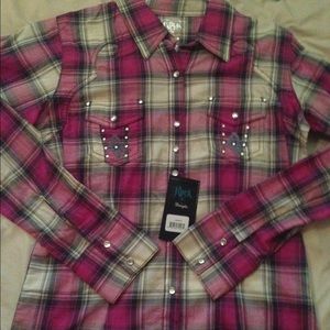 Rock 47 by Wrangler Button Down