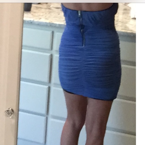 Dress - Picture 4 of 4