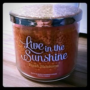 3 wick Fresh Blossoms Bath and Body Works candle