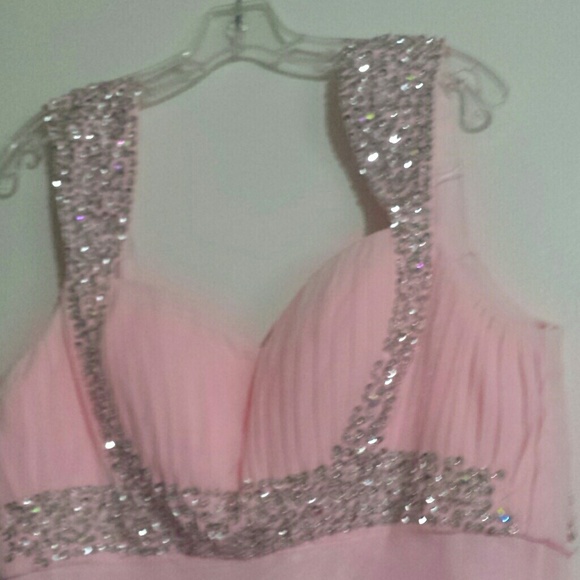 Dress - Picture 3 of 3