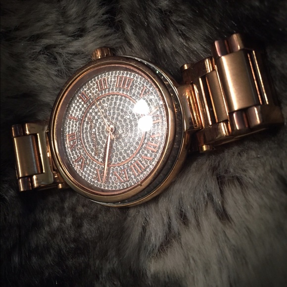 Michael Kors watch - Picture 2 of 4