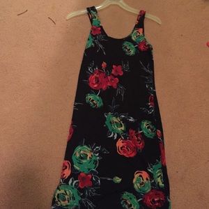 Tight, floral dress