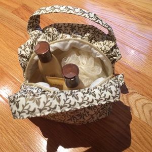 Beauty bag with bathroom products