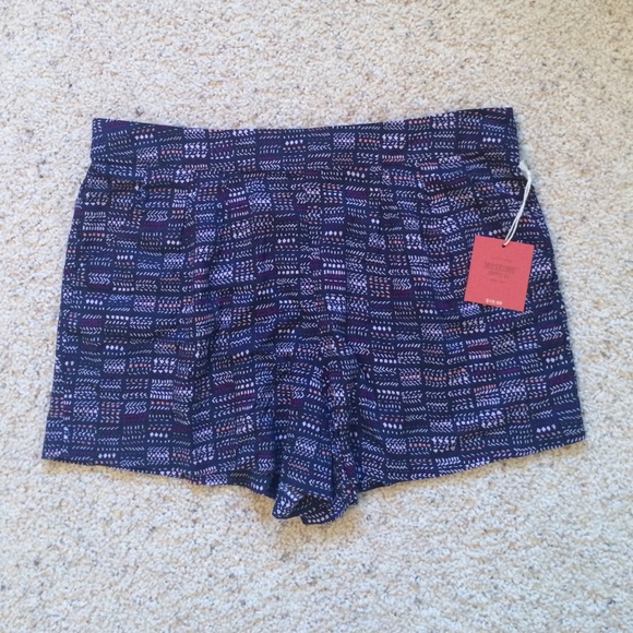 **NWT** Tribal Pull On Shorts