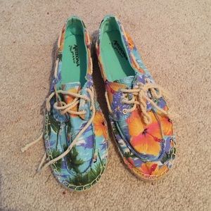 Hawaiian print shoes