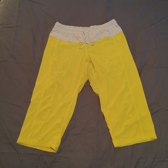 Lululemon Step Lively Crops