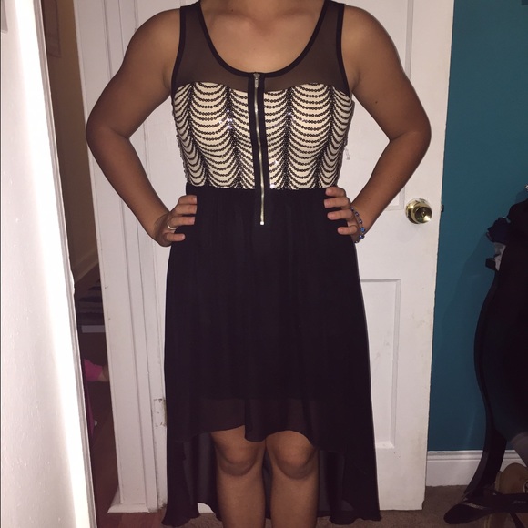 👗 Sz S Love Culture - High-low Dress