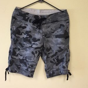 Nike camo shorts