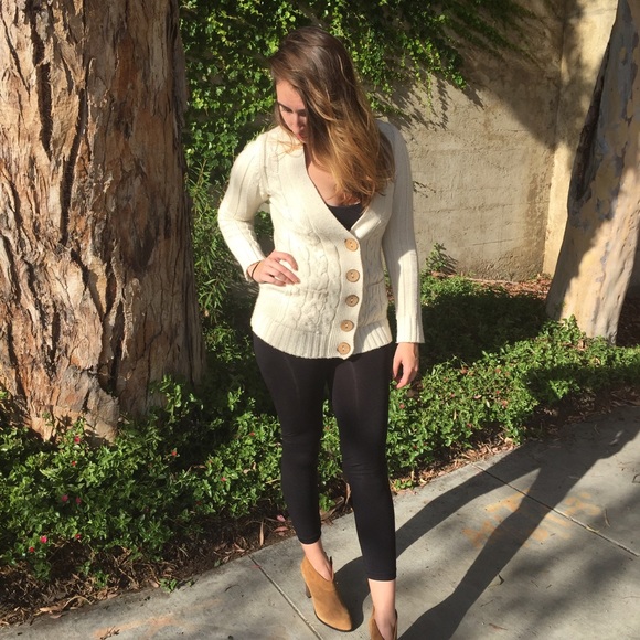 Button up cardi ~~ ❄️
