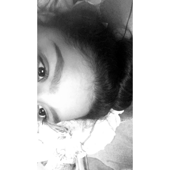 Meet your Posher, Vanessa