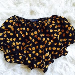 Brandy Melville shorts