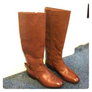 Nine West boots never worn size 5