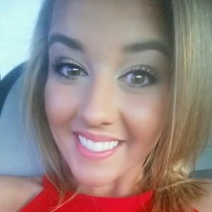 Meet your Posher, Mary-madison