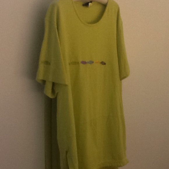 Lime green 2-piece outfit