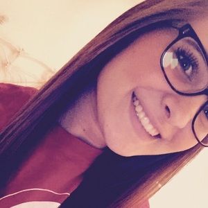 Meet your Posher, Savannah