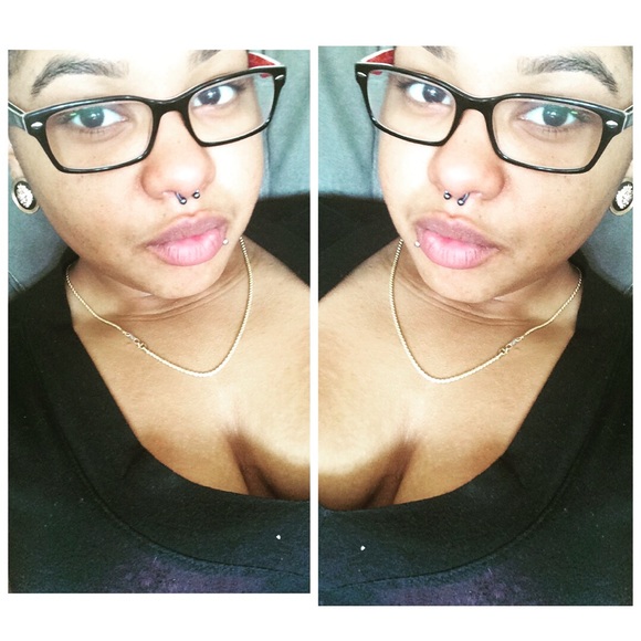 Meet your Posher, Jayde - Picture 1 of 1