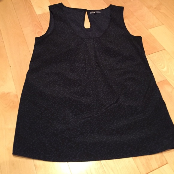 GAP Tops - Gap Blouse Tank with Keyhlole opening in back