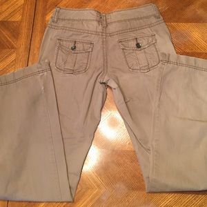 Maurice's khaki