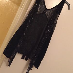 Dressy tank top overthrow 💗