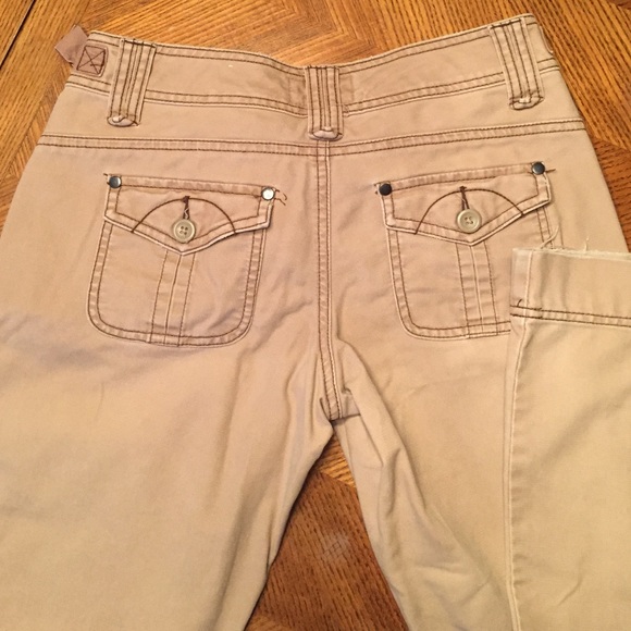 Maurice's khaki