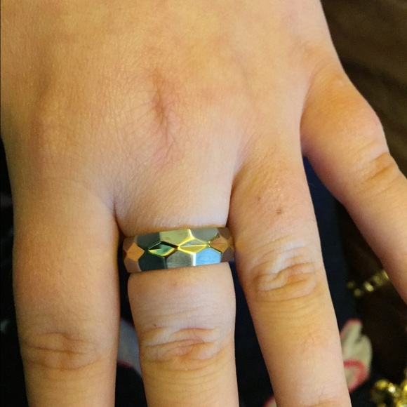 Ring - Picture 4 of 4