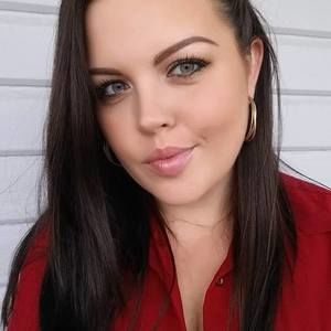 Meet your Posher, Deedee