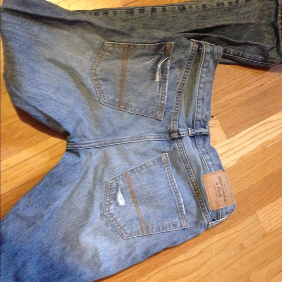 Blue jeans - Picture 2 of 2