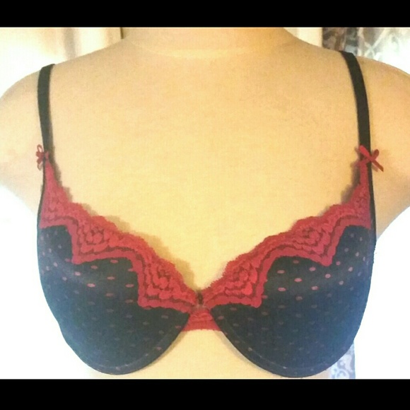 Candies black n red bra