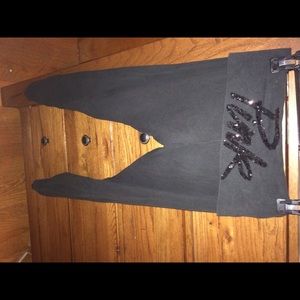 FINAL PRICE DROP FOR 1HR 🎯VS PINK yoga leggings