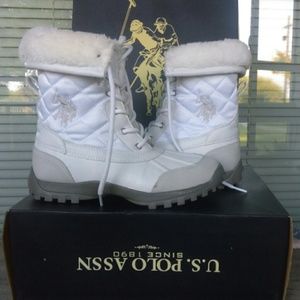 Super cute winter polo boots!!