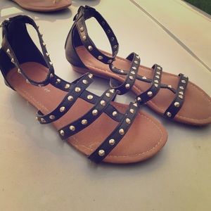Black spiked sandals, light wear