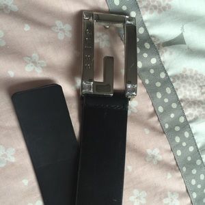 guess belt