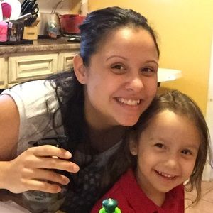 Meet your Posher, Kenia