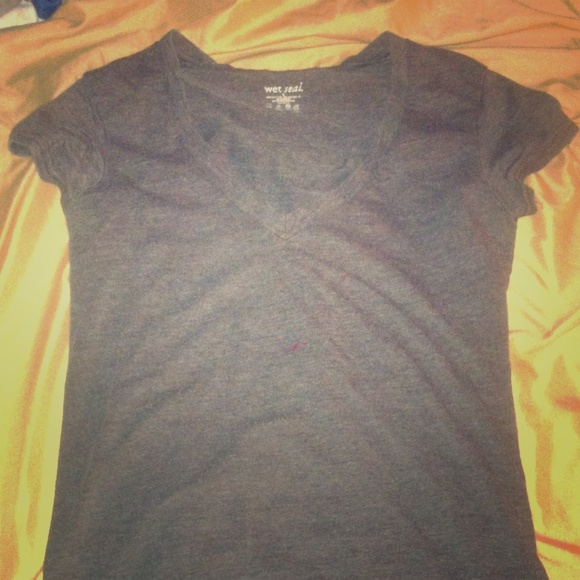 Grey top