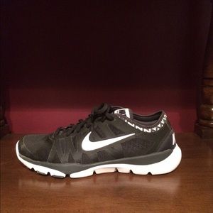 Nike women's flex supreme TR 3 shoes!