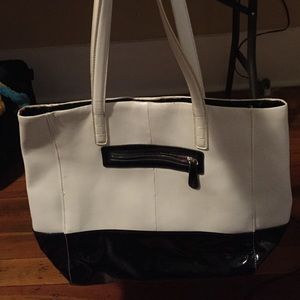 Kate Landry black and white tote bag purse